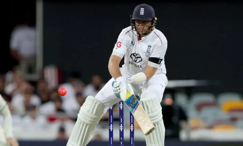 Root ton, Starc six as England reach 325 for 9 on opening day in Brisbane