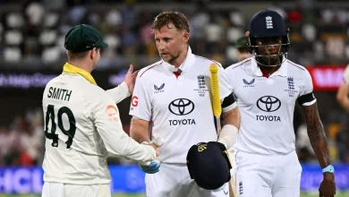 Root's maiden Test ton in Australia, Starc goes past Akram