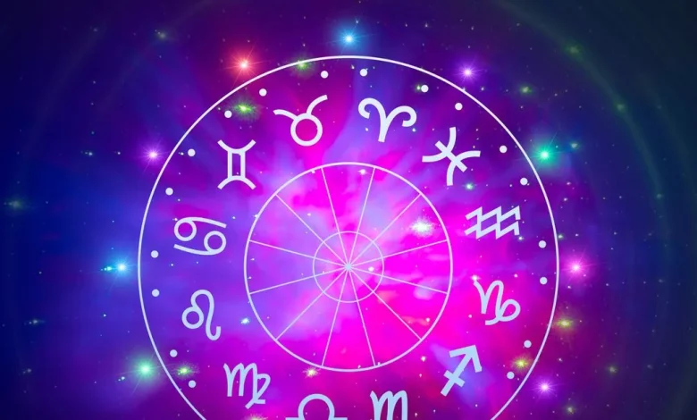 Russell Grant's horoscopes as today 'good day for romance' for one star sign