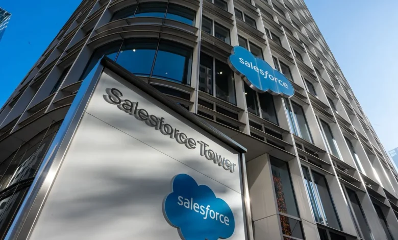 Salesforce Gives Strong Revenue Outlook, Touts AI Adoption