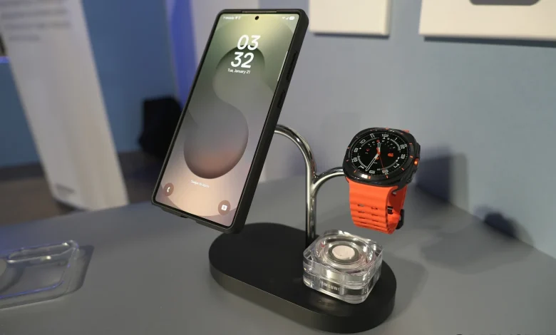 Samsung will launch a 25W Qi2 wireless charger for the Galaxy S26 series