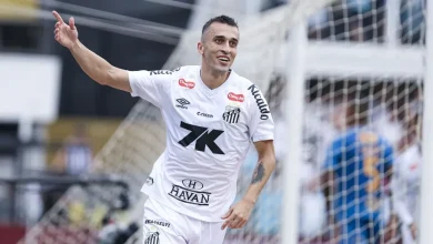 Santos domina, vence o Cruzeiro e se salva do rebaixamento do Brasileirão