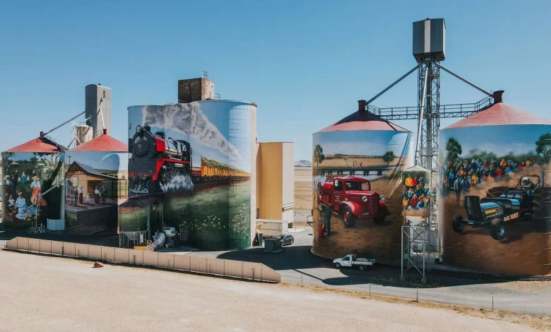 Scan, sing, and selfie at the Colbinabbin's Christmas carol trail