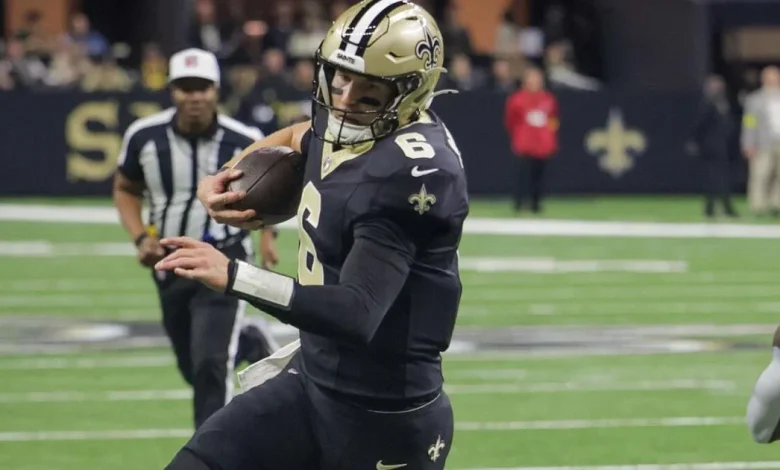 See what media and fans had to say about Saints QB Tyler Shough's clutch game vs. Panthers