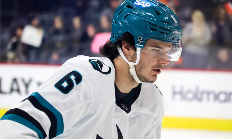 Sharks’ Dickinson Has Over 80 Friends & Family In Attendance For Homecoming Game