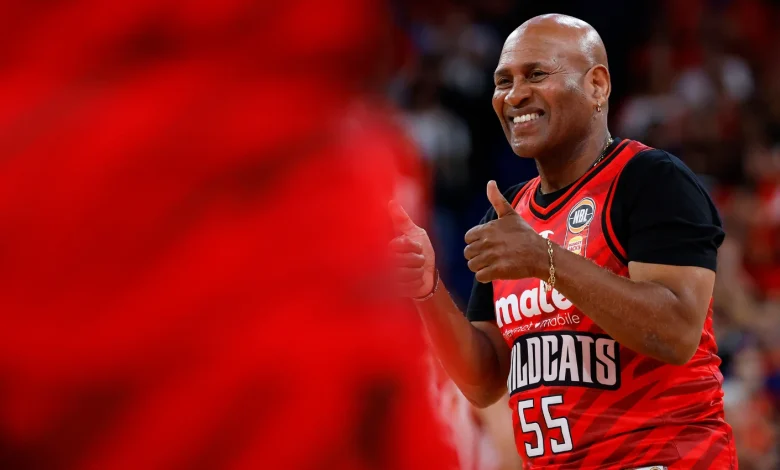 Should Cal Bruton's Wildcats jersey be retired?