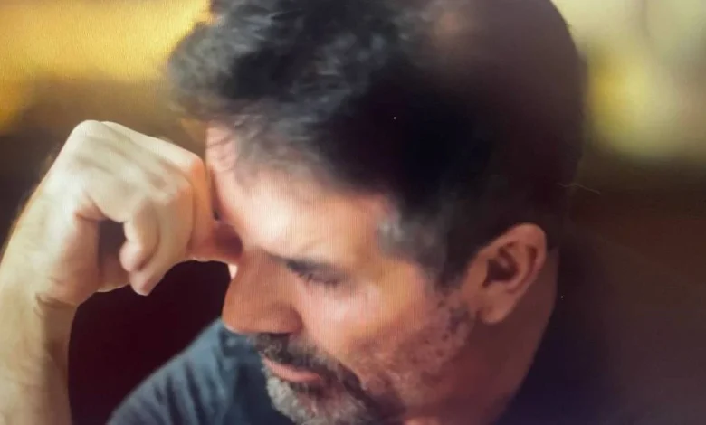 Simon Cowell wipes away tears as he pays tribute to 'adored' Liam Payne
