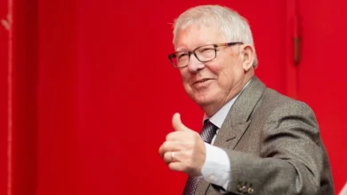 Sir Alex Ferguson's message speaks volumes on Liverpool and Arne Slot's future