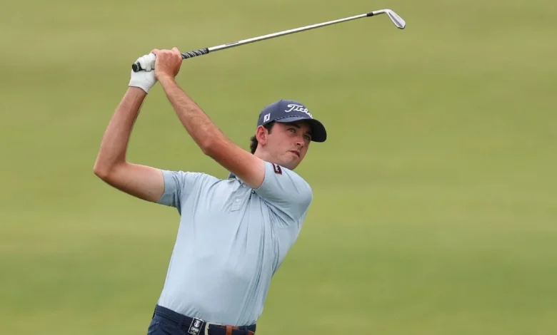 Smylie leads charge as Aussies fire in Melbourne