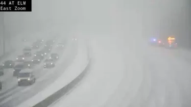 Snowfall causes multiple vehicle crashes across St. Louis-area in­ter­states