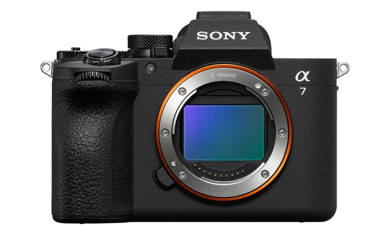 Sony a7 V Announced – 33MP Partially-Stacked Sensor, 30fps Blackout-Free Shooting, 4K120p Video in APS-C