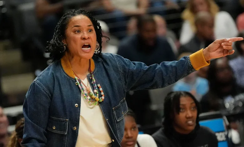 South Carolina Fall In AP Top 25 NCAA Rankings After Texas Loss