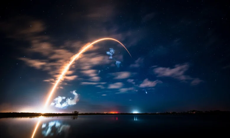 SpaceX blasts off into December with early morning Starlink launch from Florida (video)