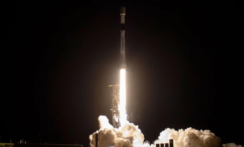 SpaceX launches Starlink satellites from California on 160th Falcon 9 flight of the year (video)