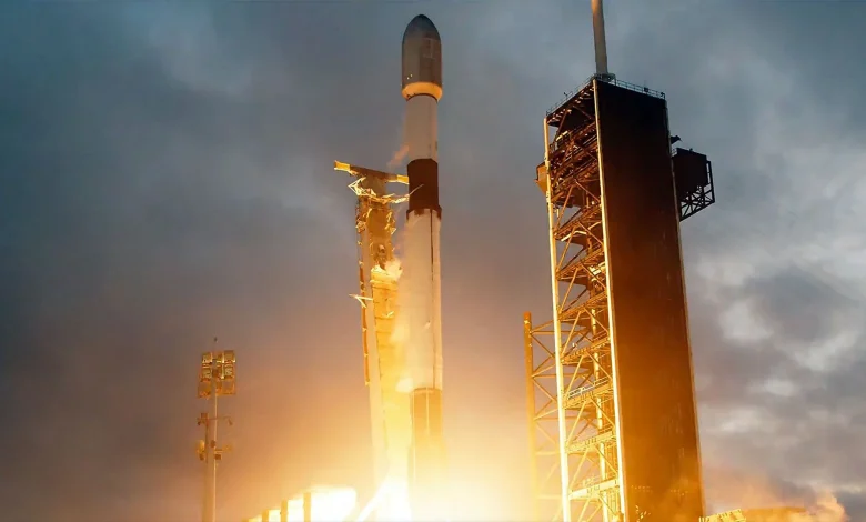 SpaceX launches Starlink satellites on record 32nd flight of Falcon 9 rocket (video)