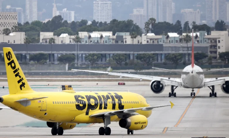 Spirit responds to competitors reportedly preparing for airline to collapse this weekend