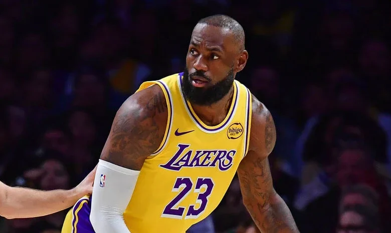 Spurs vs Lakers Prediction, Picks & Odds for Tonight’s NBA Game