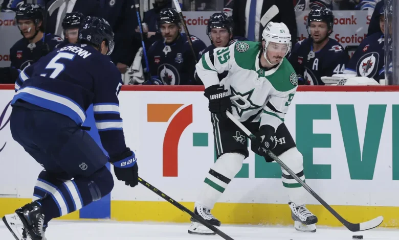 Stars Look To Extend Record Road Point Streak vs. Slumping Jets