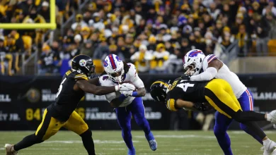 Steelers lead 7-0 after officials fail to enforce personal foul on DK Metcalf on extra-point try