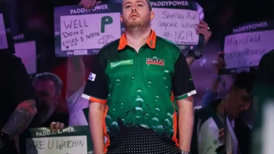 Steve Lennon Set For Raymond van Barneveld Ally Pally Clash