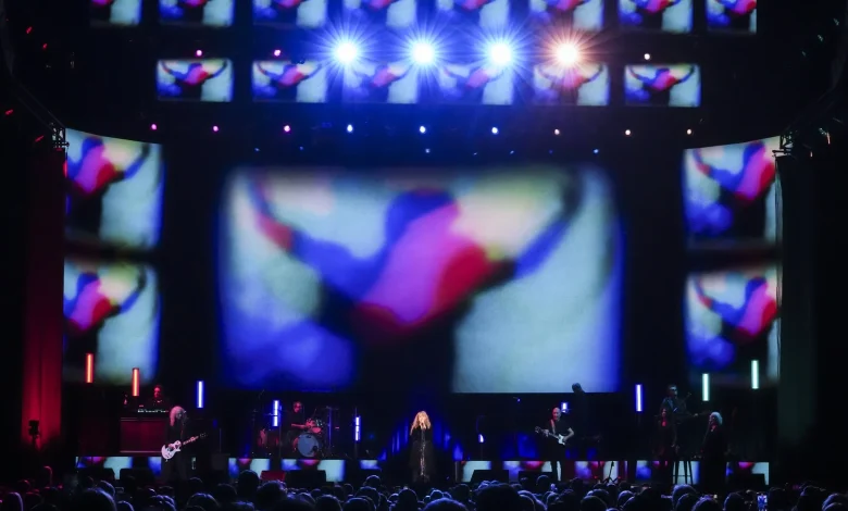 Stevie Nicks Concert Review: Classics Don’t ‘Get Older’