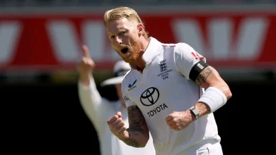 Stokes takes third wicket to kick-start Day 3