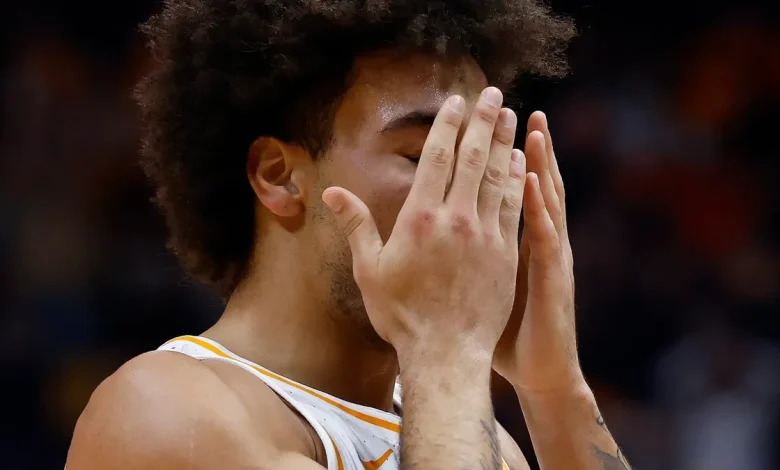 Success isn't a given for this Tennessee basketball team | Estes