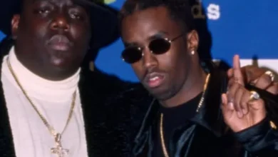 TSR Staff China! @China_lovelace _______________________________ #WayneBarrow, is clearing the air on a claim that #Diddy used the late #NotoriousBIG’s own money to pay for his funeral following the release of Netflix’s documentary, “Sean Combs: