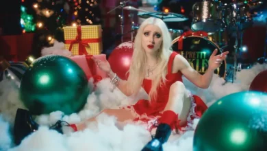 Taylor Momsen Flashes Back with New "Where Are You Christmas?" Video