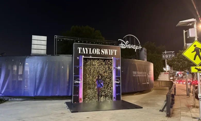 Taylor Swift fans flock to mysterious Sunset Boulevard display