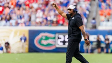 Texas interviews former Florida RB coach Jabbar Juluke