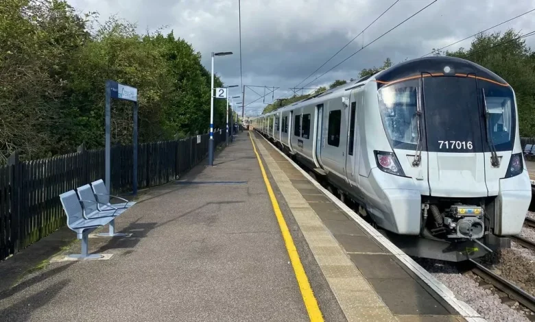 TfL takeover of key rail commuter route into London backed as government says it's considering bid