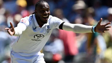 The Ashes: England bowling coach David Saker suggests tourists will take Snicko grievance to ICC