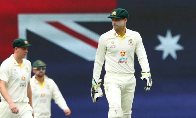 The Ashes | Twitter stunned as Carey holds off Labuschagne to hold on to stunning catch