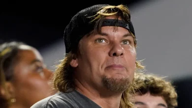 Theo Von weighs in on Lane Kiffin’s decision, describes Ole Miss fans’ efforts to keep him