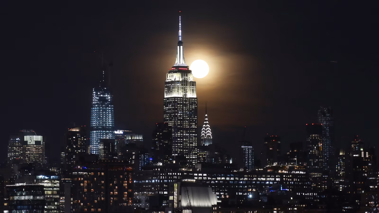This December cold moon is the last supermoon of 2025: What to know about the celestial event