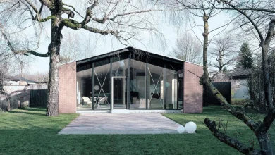 This eco bungalow is inspired by a greenhouse