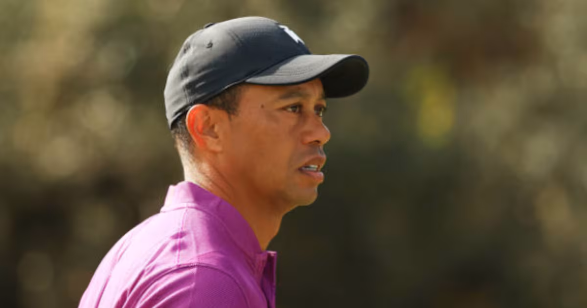 Tiger chipping, putting, says recovery from disc surgery ‘slow’