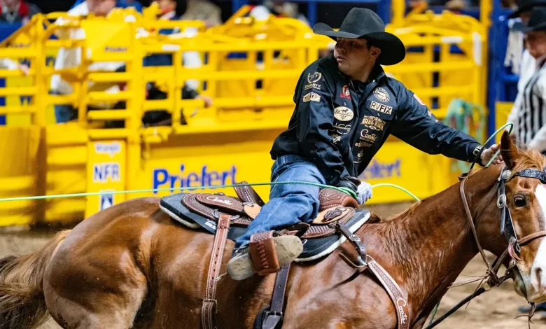Tomlinson and Graves Smash Team Roping Record With Round 6 Win