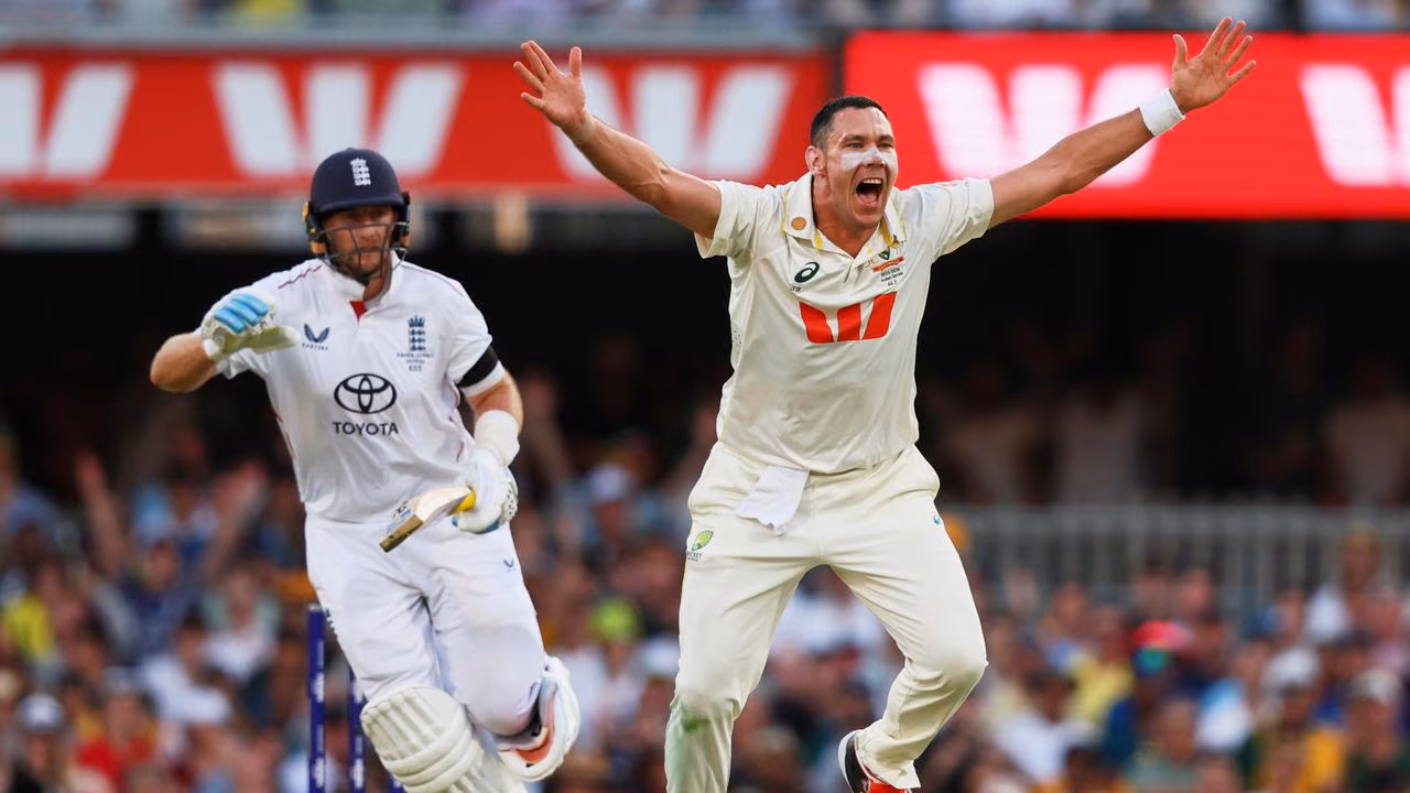 Top commentator lashes ‘bog standard’ Aussie attack