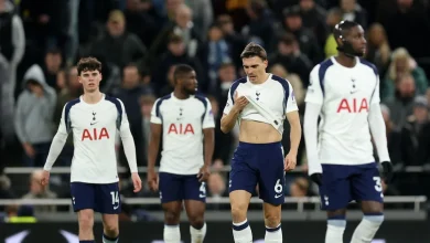 Tottenham stars hold emergency meeting over 'critical issue' after Thomas Frank controversy
