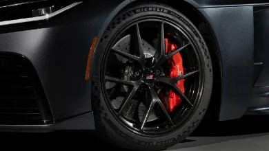 Toyota V8 hybrid flagship revealed