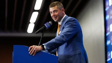 Tracking Florida football's coach, staff hires as Sumrall takes over