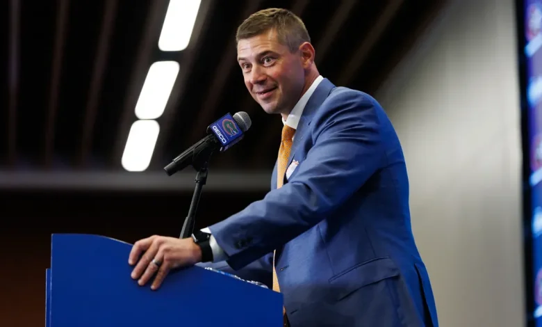 Tracking Florida football's coach, staff hires as Sumrall takes over