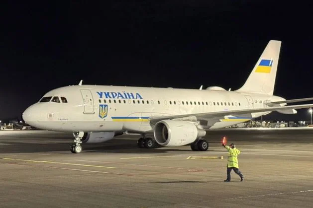 Traffic, travel and potential disruption: Major security operation as Zelensky visits Ireland