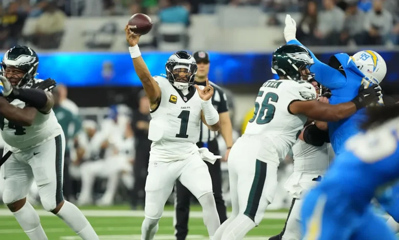 Turnovers Galore, But No Touchdowns For Eagles, Who Trail 10-6 At Halftime