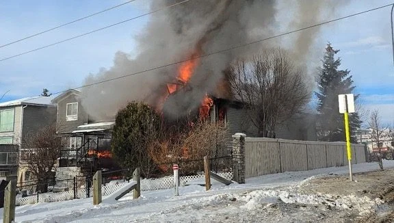 Two homes damaged in NW Calgary fire