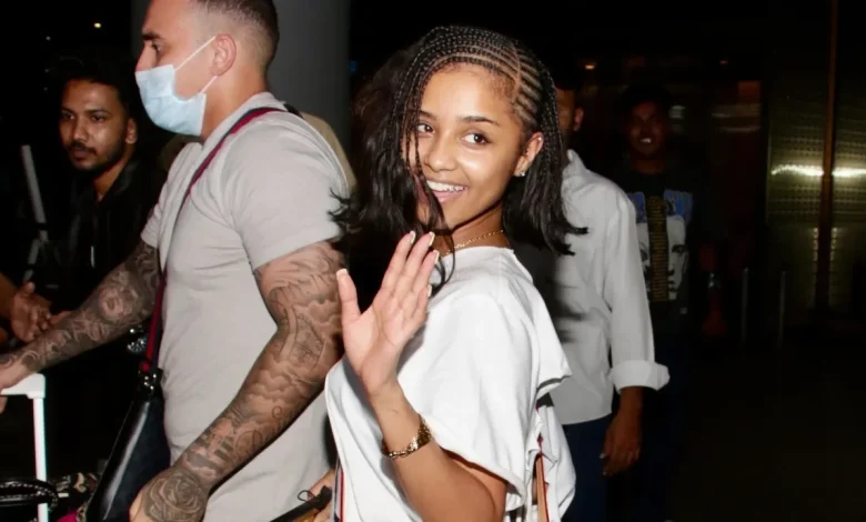 Tyla Revives an Iconic Y2K Bag (Zendaya and Rihanna Are Fans, Too)