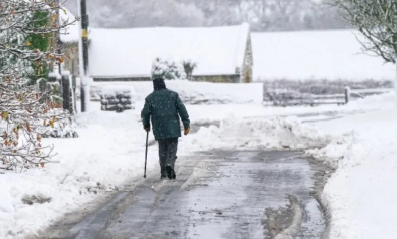 UK faces 15 hours of snow with 16 counties in England hit including Birmingham