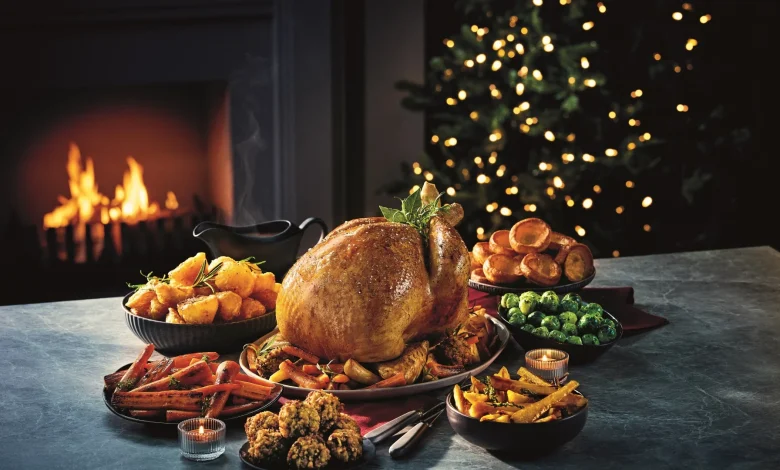 UK supermarket enters Xmas dinner war - slashing price of feast that feeds 8